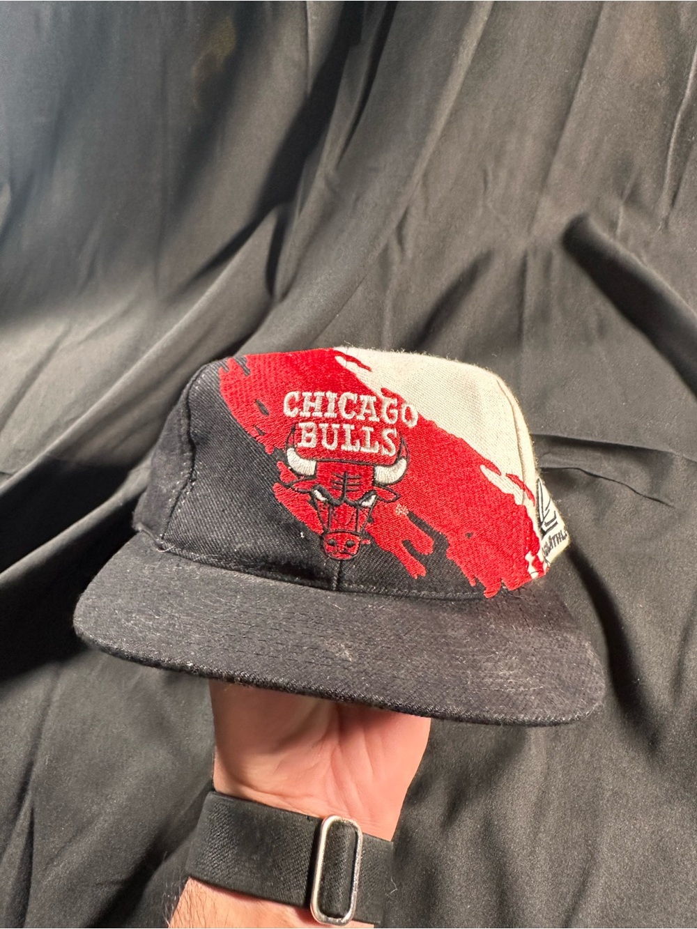 Chicago Bulls Vintage Splash Retro 90s Logo 7 SnapBack Hat White Dome HTF RARE